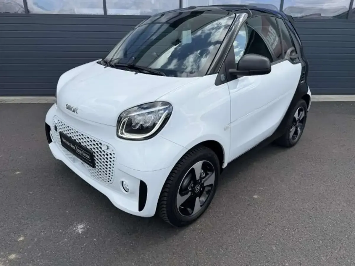 Gebraucht Smart ForTwo Electric Drive Exclusive 60 kW (82 PS) 2024 Weiß Cabrio