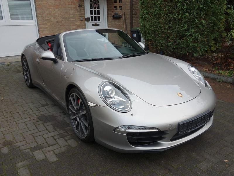 Silber Gebraucht 2013 Porsche 911 Carrera 4S Cabriolet Cabrio | 102.991 € (Etwas zu teuer) - Bild 1/4