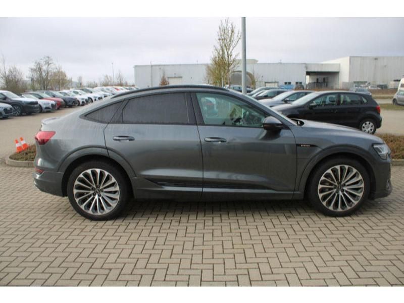 Gebraucht Audi e-tron Sportback 300 kW (408 PS) 2022 Daytonagrau perleffekt (metallic) SUV
