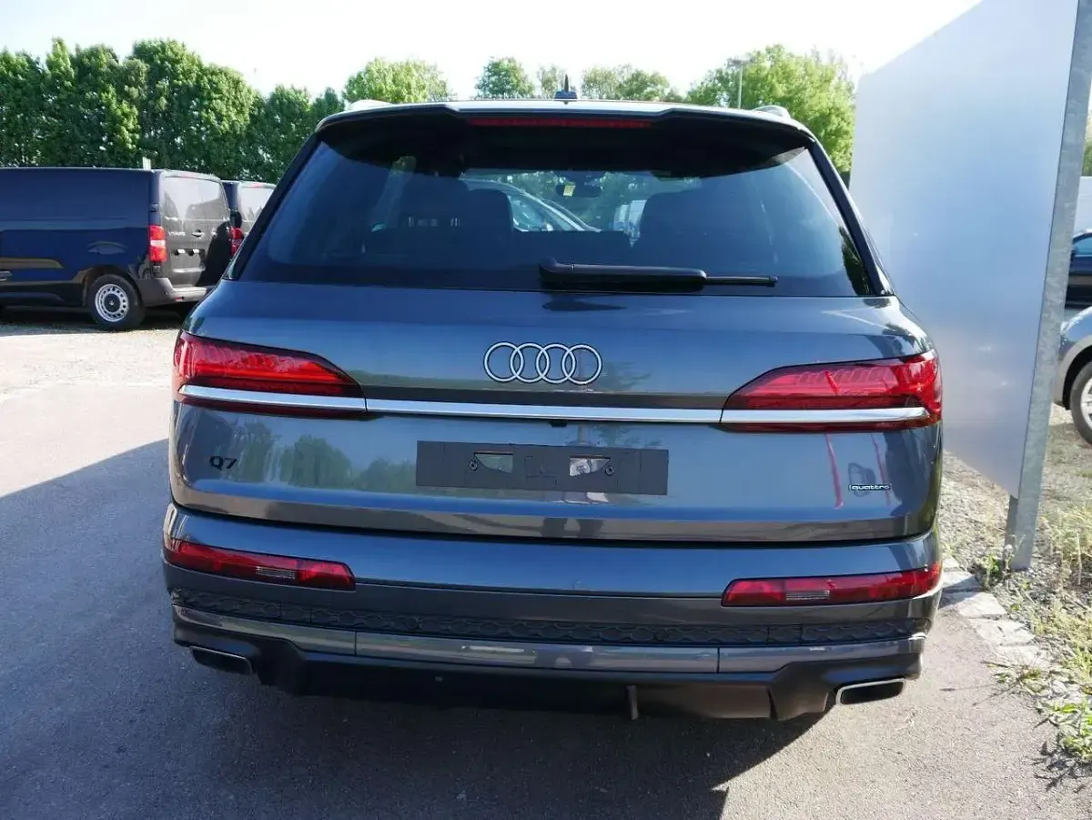 Gebraucht Audi Q7 S-Line 231 PS (169 kW) 2025 Daytonagrau perleffekt SUV