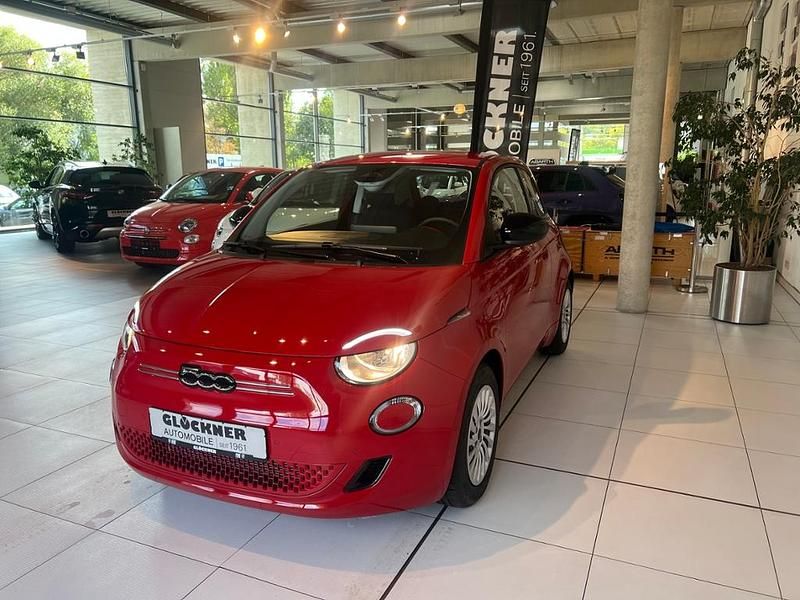 Neu Fiat 500e Red 69 kW (95 PS) 2026 Rot Kleinwagen