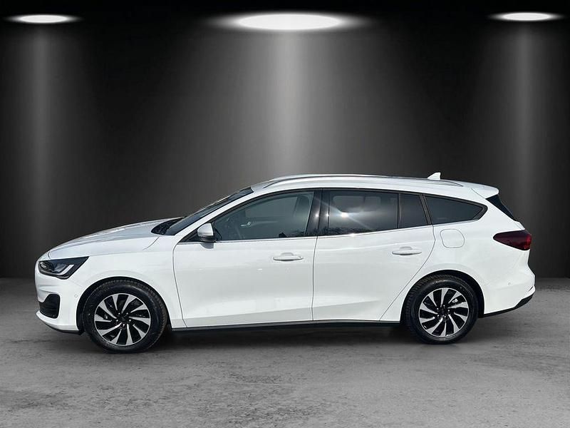 Nowe Ford Focus Titanium X 116 KM (85 kW) 2025 Biały Sedan/Limuzyna