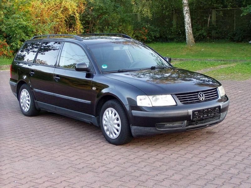 Schwarz Gebraucht 1999 VW Passat Kombi | 3.600 € - Bild 1/4