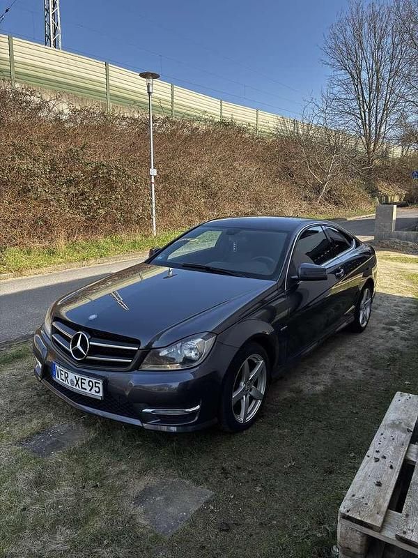 Gebraucht Mercedes C220 Edition 170 PS (125 kW) 2013 Coupé