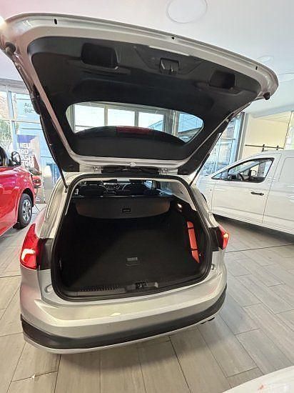 Gebraucht Ford Focus Active 125 PS (91 kW) 2019 Silber Kombi
