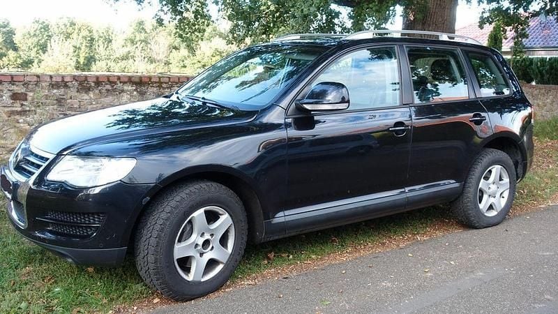 Schwarz Gebraucht 2009 VW Touareg SUV | 5.100 € (Superpreis) - Bild 1/4