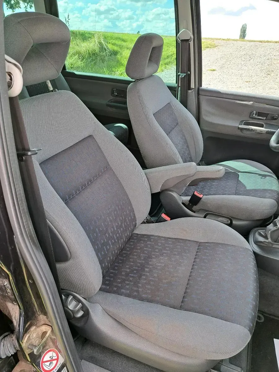 Gebraucht Ford Galaxy 116 PS (85 kW) 2004 Schwarz Van / Kleinbus