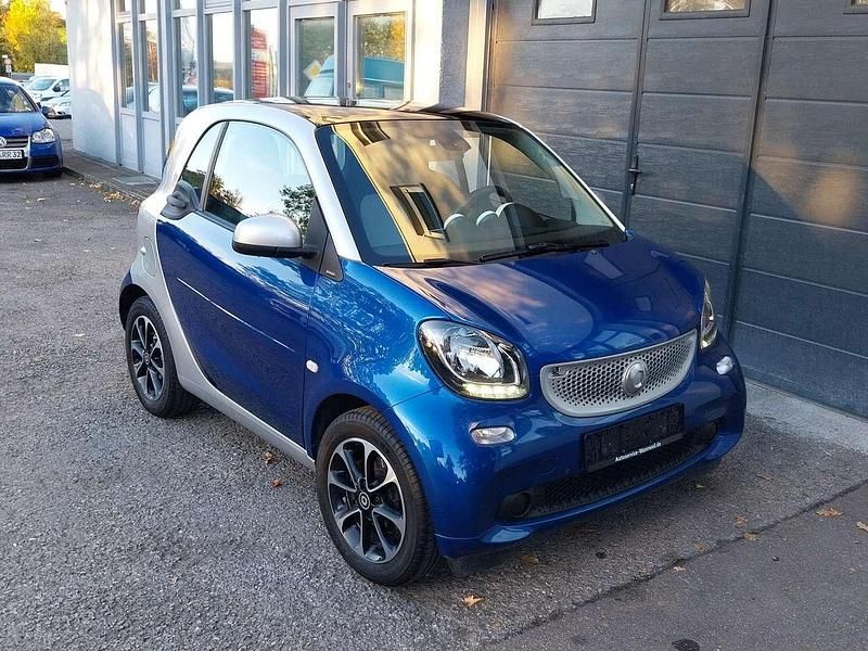Cool silver Gebraucht 2016 Smart ForTwo Coupé Passion Kleinwagen | 9.800 € (Fairer Preis) - Bild 1/4