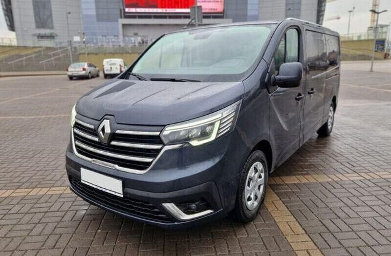 Grau Neu 2024 Renault Trafic Van | 42.950 € (Teuer) - Bild 1/4