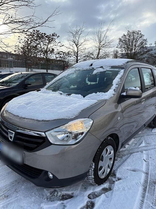 Gebraucht Dacia Lodgy 83 PS (61 kW) 2012 Grau Van / Kleinbus