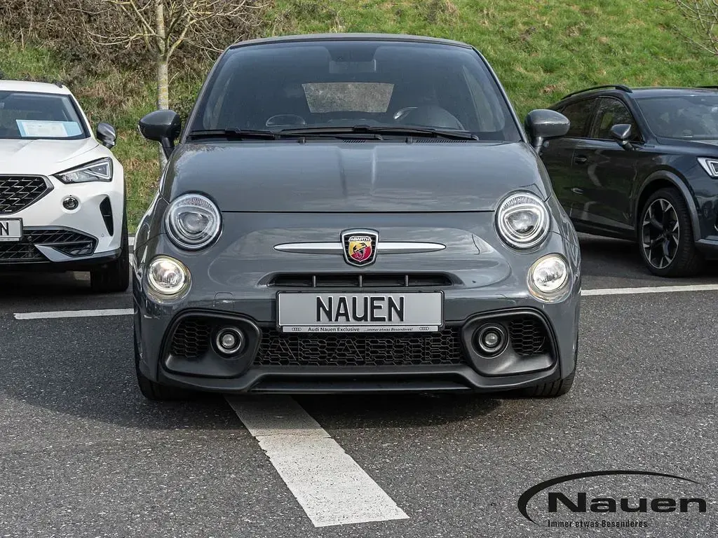 Usata Abarth 595C 145 CV (106 kW) 2022 Grigio Cabrio