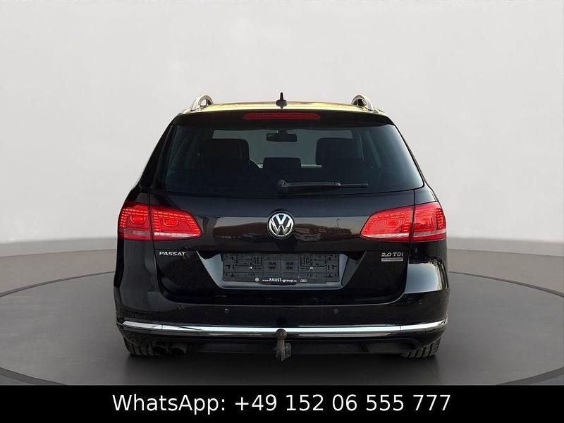 Gebraucht VW Passat Highline 140 PS (102 kW) 2012 Schwarz Kombi