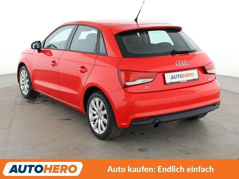 Gebraucht Audi A1 Sportback Design 95 PS (69 kW) 2016 Rot Kleinwagen