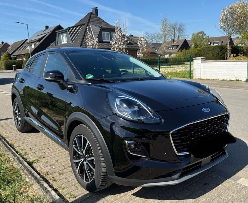 Schwarz Gebraucht 2021 Ford Puma Titanium SUV | 15.555 € (Superpreis) - Bild 1/4