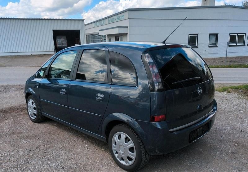 Używany Opel Meriva 105 KM (77 kW) 2008 Szary Minivan