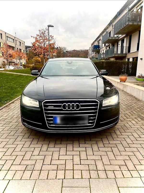 Gebraucht Audi A8 Ambiente 262 PS (192 kW) 2015 Schwarz Limousine