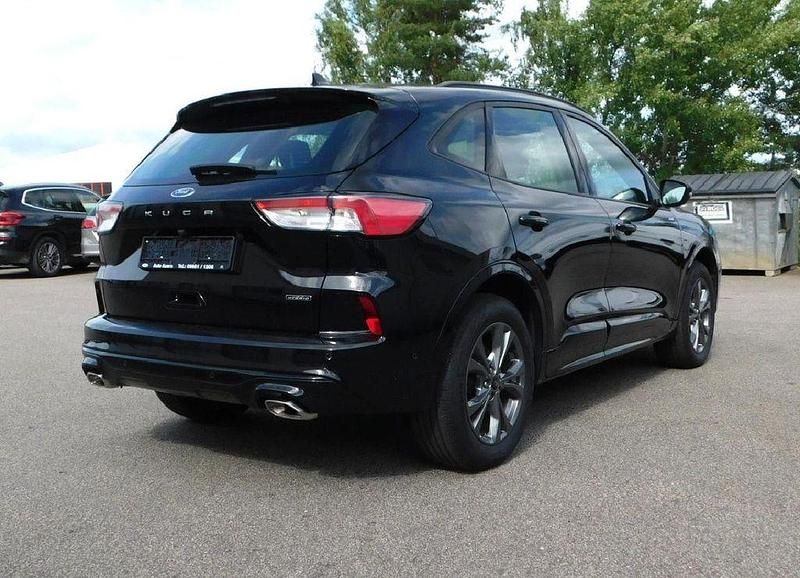 Gebraucht Ford Kuga ST-Line 152 PS (111 kW) 2022 Schwarz SUV