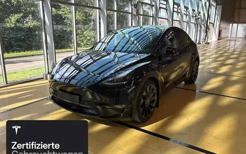 Gebraucht Tesla Model Y Performance 321 kW (437 PS) 2023 Schwarz SUV