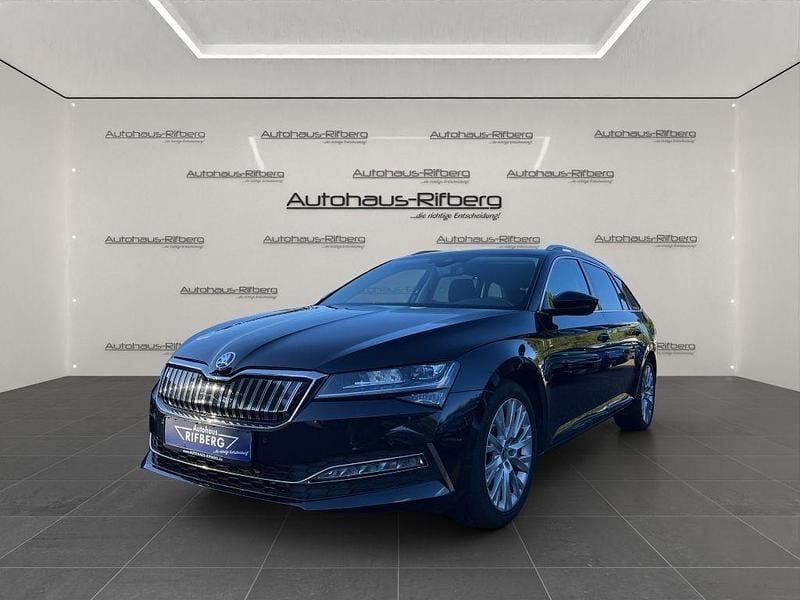Schwarzmagic perleffekt Gebraucht 2020 Skoda Superb Style Kombi | 18.890 € (Etwas zu teuer) - Bild 1/4