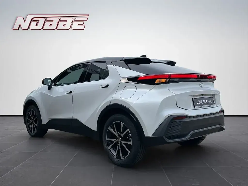 Gebraucht Toyota C-HR 140 PS (102 kW) 2025 Platinumweiss perleffekt/schwa SUV