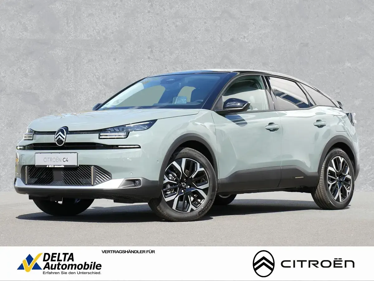 Używany Citroën e-C4 114 kW (156 KM) 2024 Sedan/Limuzyna