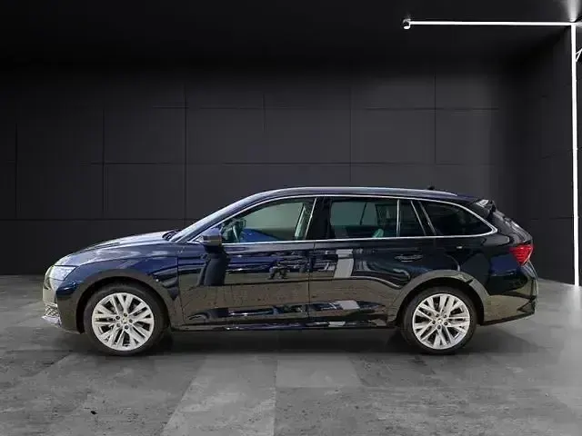 Gebraucht Skoda Octavia Exclusive 150 PS (110 kW) 2024 Schwarz Kombi