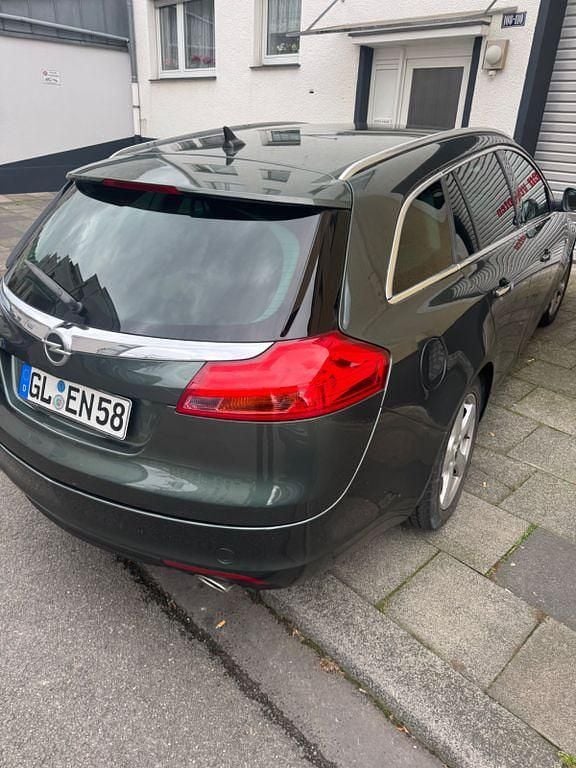 Gebraucht Opel Insignia 260 PS (191 kW) 2009 Kombi