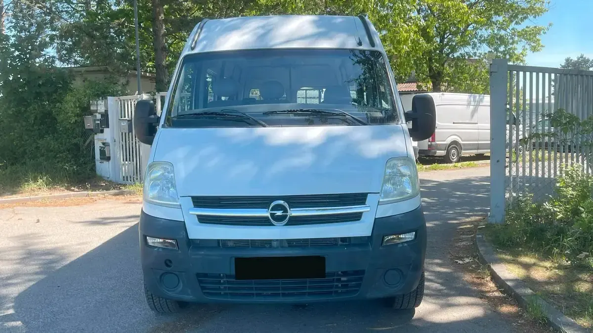 Gebraucht Opel Movano 145 PS (106 kW) 2009 Weiß Van / Kleinbus