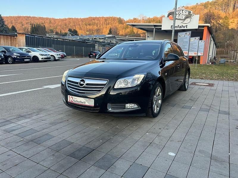 Gebraucht Opel Insignia Active 160 PS (117 kW) 2013 Schwarz Kombi