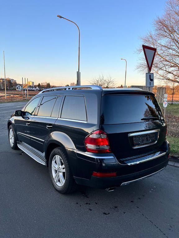 Gebraucht Mercedes GL320 224 PS (164 kW) 2008 Schwarz SUV