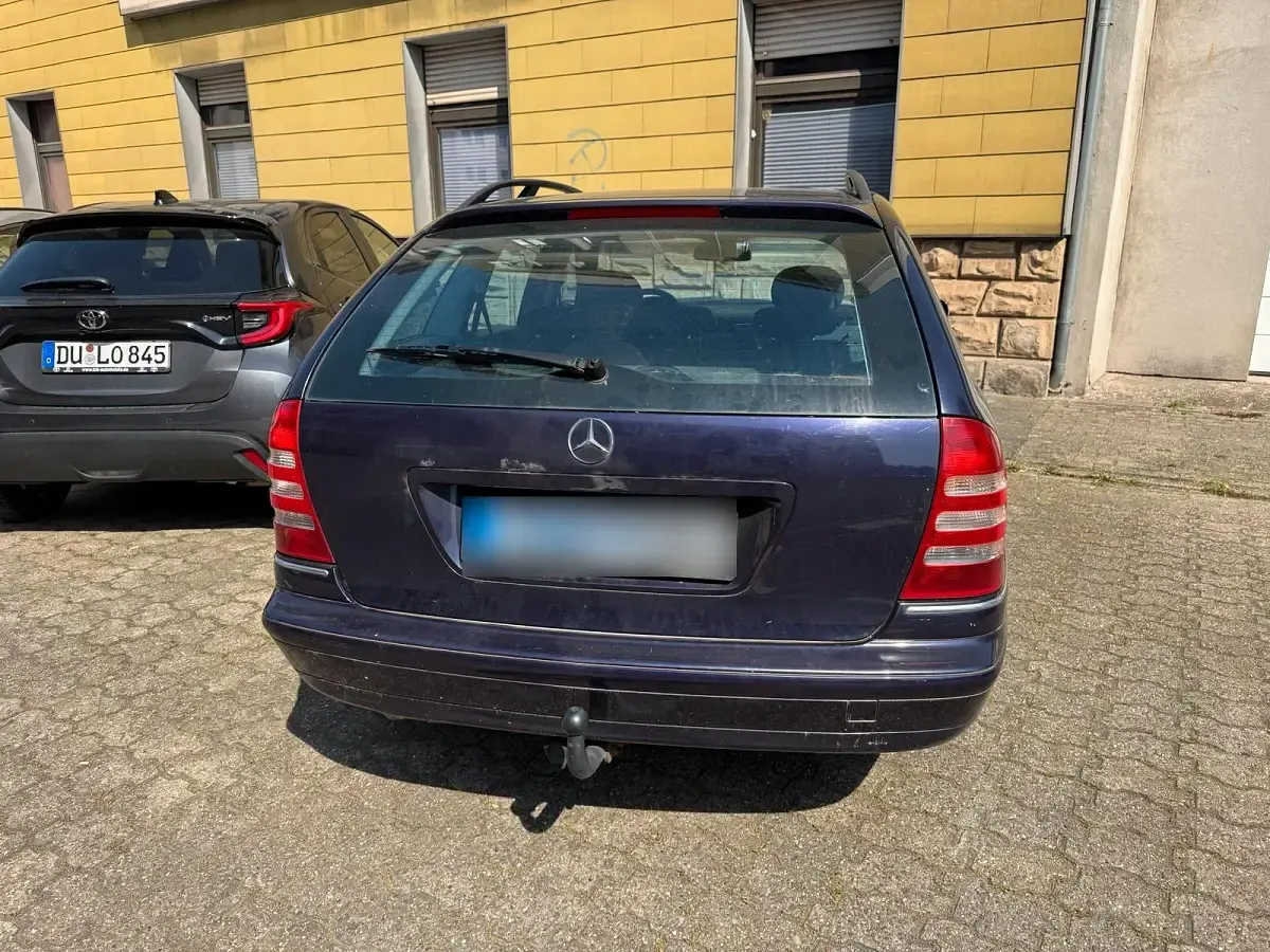 Gebraucht Mercedes C180 Avantgarde 143 PS (105 kW) 2003 Violett Kombi