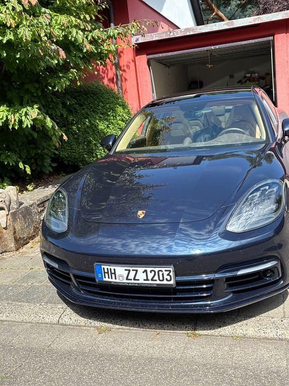 Blau Gebraucht 2018 Porsche Panamera 4S Sport Turismo Limousine | 56.000 € (Superpreis) - Bild 1/4