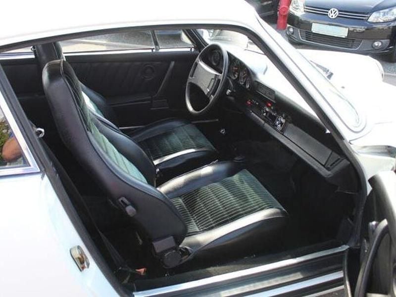 Second-hand Porsche 911 165 CP (121 kW) 1977 Alb Coupe