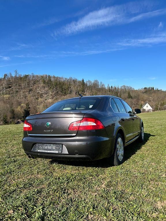 Gebraucht Skoda Superb Elegance 160 PS (117 kW) 2009 Braun Limousine