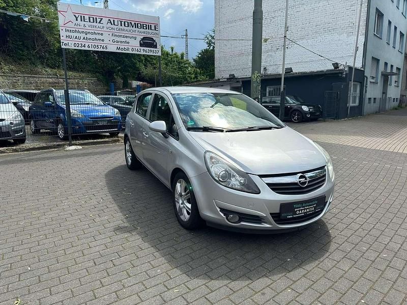 Gebraucht Opel Corsa Edition 80 PS (58 kW) 2008 Starsilber iii m2 Kleinwagen