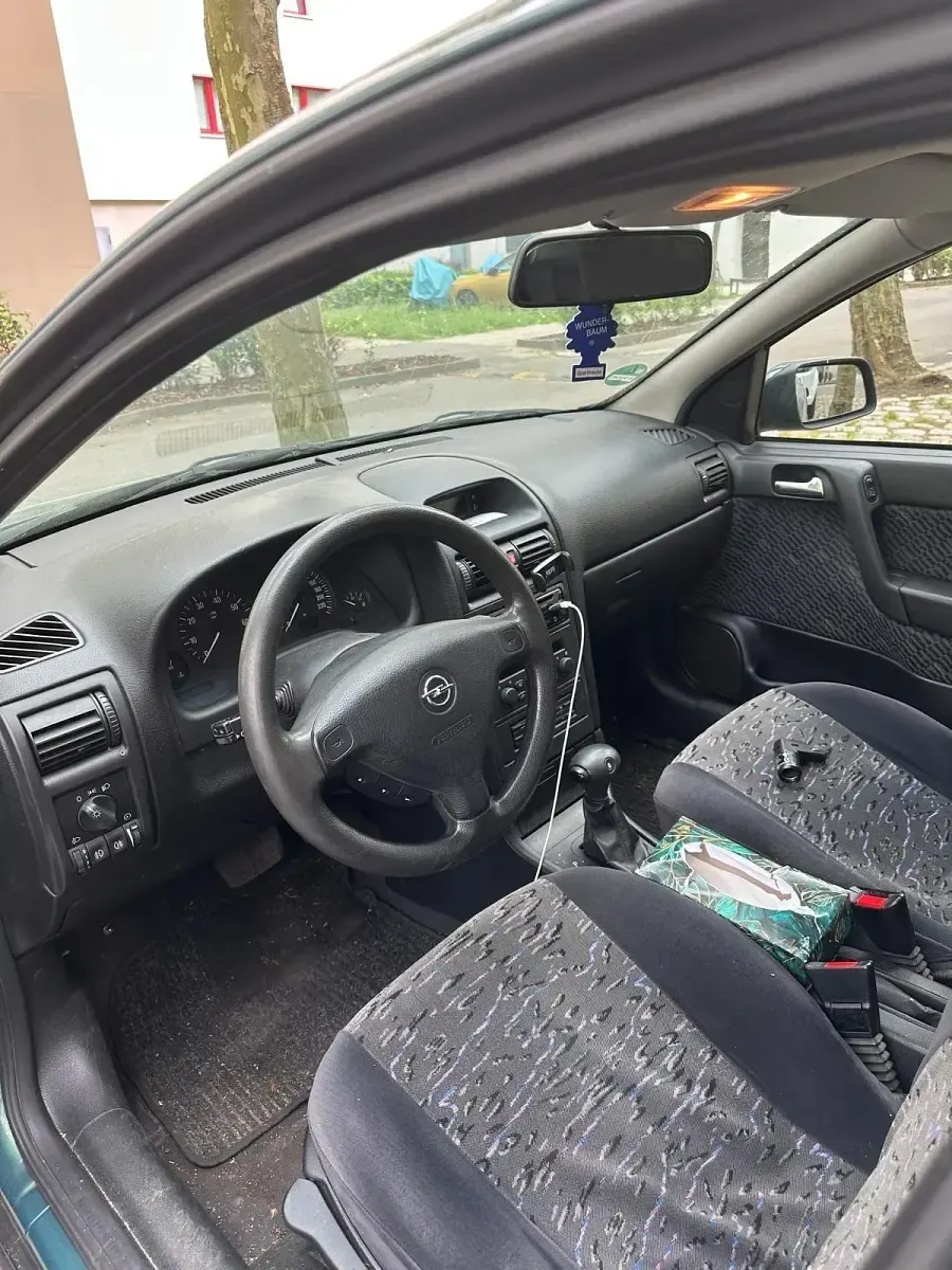 Gebraucht Opel Astra 101 PS (74 kW) 2002 Grün Kleinwagen