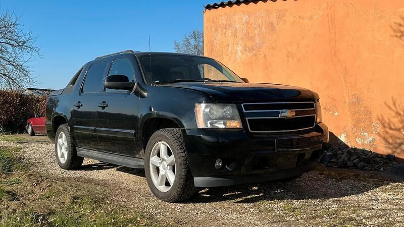 Schwarz Gebraucht 2007 Chevrolet Avalanche SUV | 7.100 € - Bild 1/4