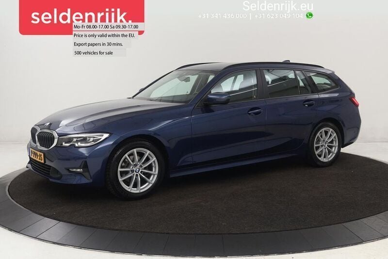 Blau Gebraucht 2022 BMW 318 Limousine | 21.700 € (Superpreis) - Bild 1/4