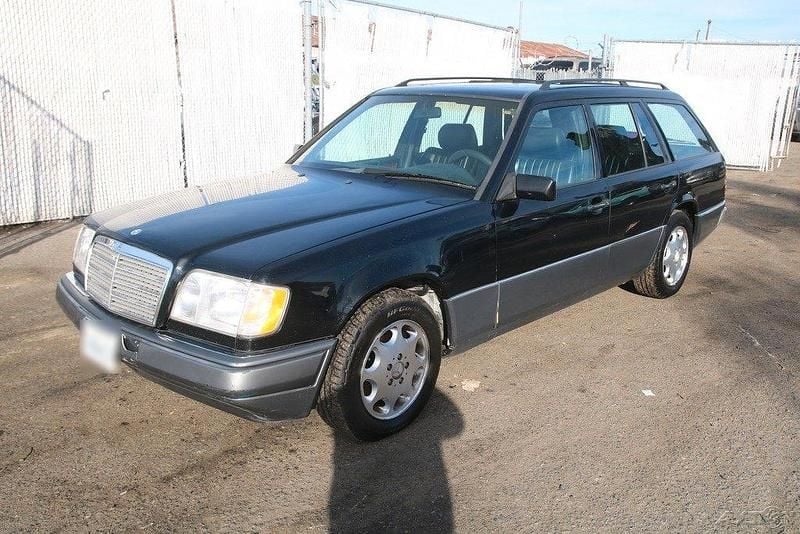 Usata Mercedes E320 1995 Nero Station wagon