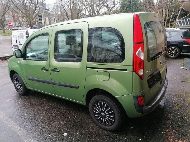 Gebraucht Renault Kangoo Authentique 87 PS (63 kW) 2009 Van / Kleinbus