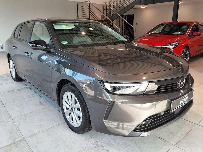 Gebraucht Opel Astra Enjoy 110 PS (80 kW) 2024 Grau Kombi