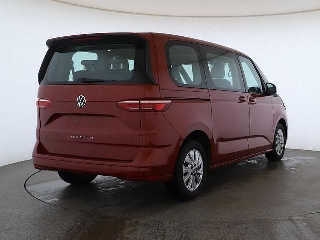 Second-hand VW Multivan Basis 204 CP (150 kW) 2024 Monovolum