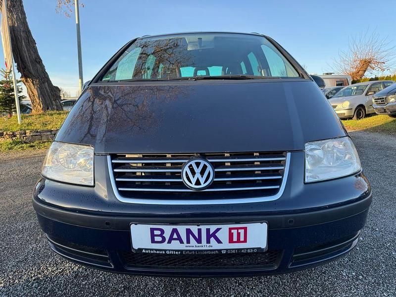 Gebraucht VW Sharan Trendline 150 PS (110 kW) 2009 Blau Van / Kleinbus