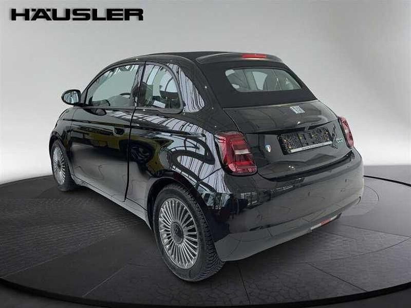 Gebraucht Fiat 500e 86 kW (118 PS) 2023 Schwarz Cabrio
