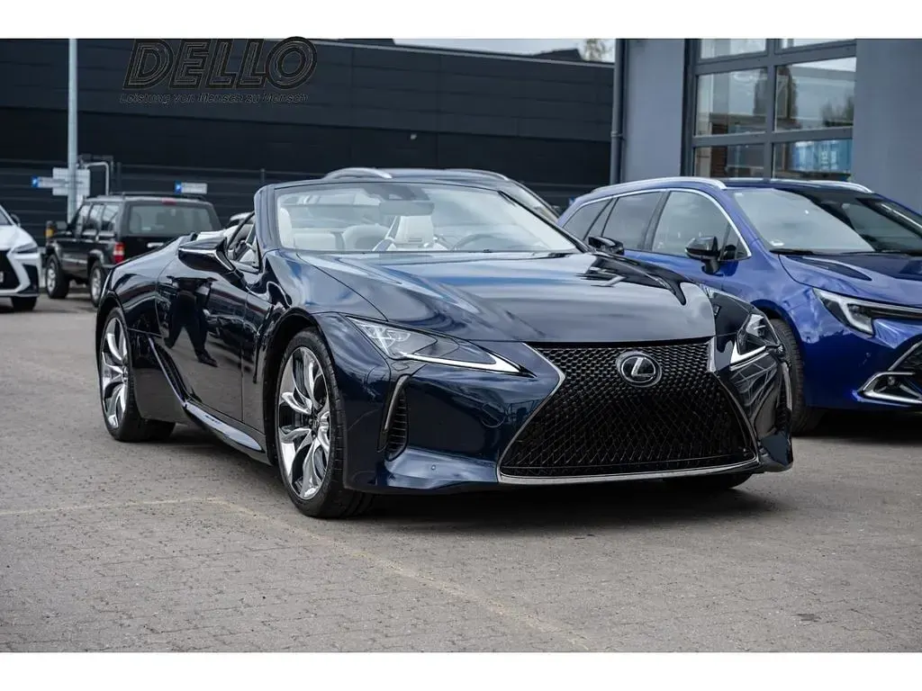 Gebraucht Lexus LC 500 464 PS (341 kW) 2022 Tizia blau Cabrio