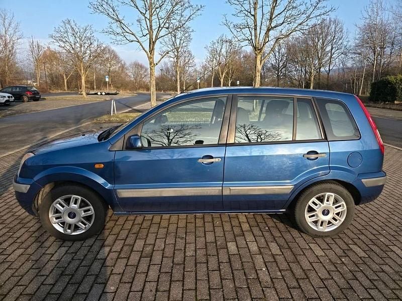 Gebraucht Ford Fusion Style 80 PS (58 kW) 2008 Blau Kleinwagen