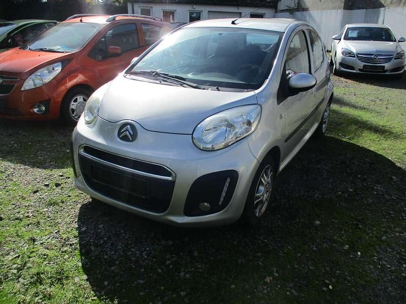 Grau Gebraucht 2013 Citroën C1 Kleinwagen | 4.150 € (Fairer Preis) - Bild 1/4