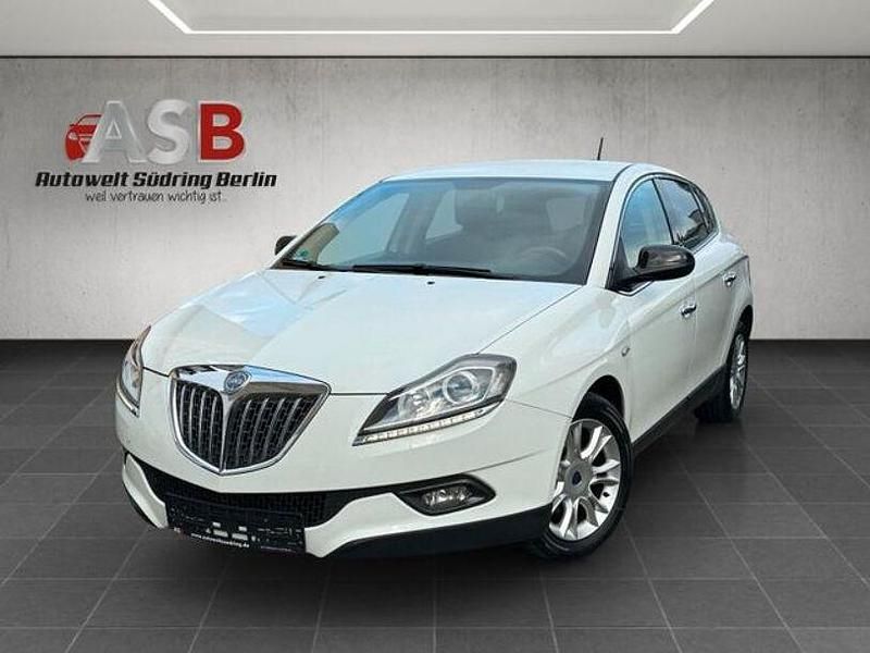 Weiß Gebraucht 2010 Lancia Delta Kleinwagen | 5.999 € (Teuer) - Bild 1/4