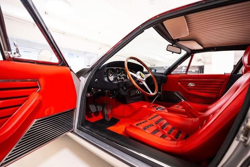 Second-hand Ferrari Daytona 352 CP (258 kW) 1970 Argintiu
