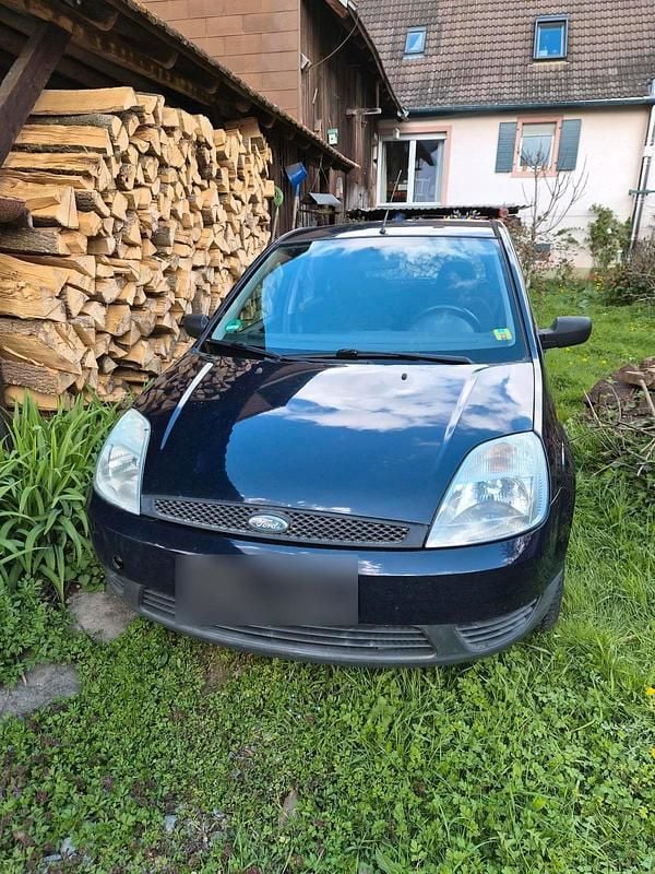 Gebraucht Ford Fiesta 69 PS (50 kW) 2004 Blau Kleinwagen